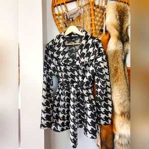 Gorgeous Houndstooth Pea Coat